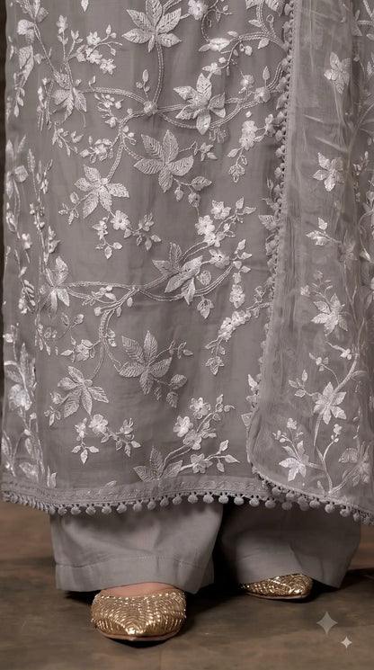 Pakistani Designer Soft Grey Soft Chiffon Suit with Elegant Applique Floral Work & Graceful Dupatta