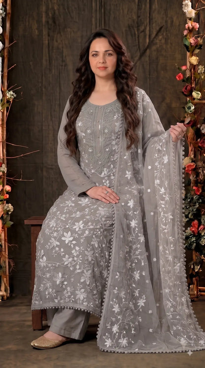 Pakistani Designer Soft Grey Soft Chiffon Suit with Elegant Applique Floral Work & Graceful Dupatta