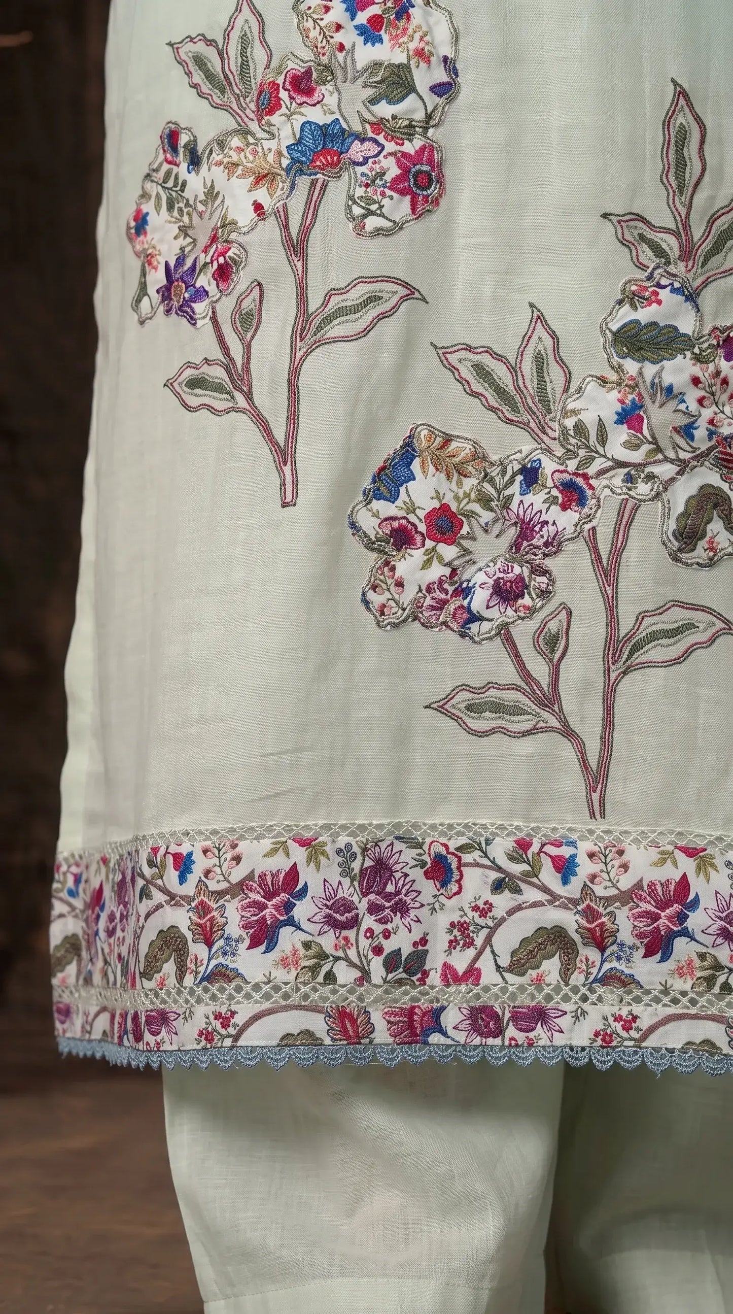 Light Green Mul Suit with Floral Embroidery & Embroidered Dupatta