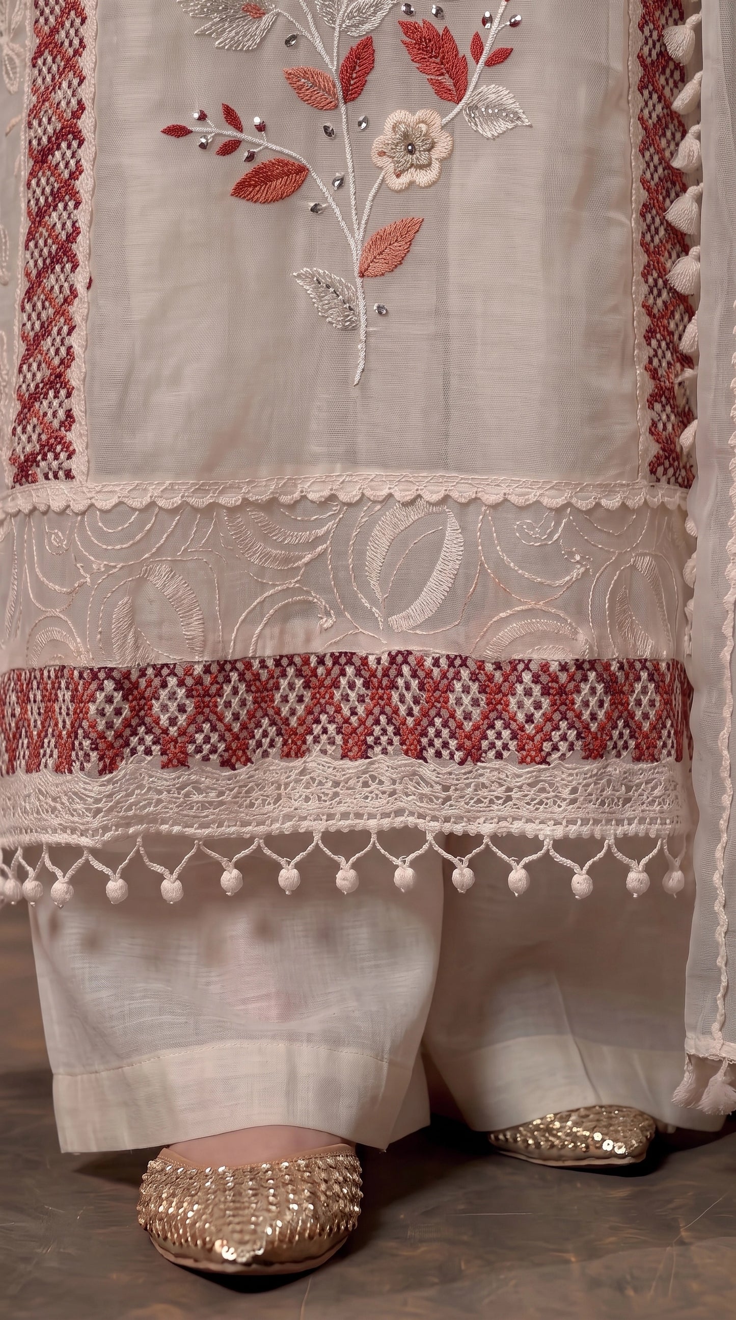 Soft Floral Pakistani Mull Cotton Suit with Dusty Rose Embroidery